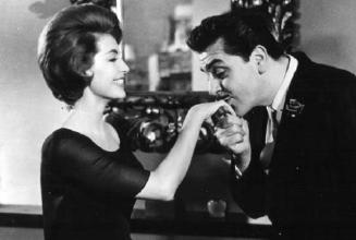 » Movie Review – FIVE GOLDEN HOURS (1961).
